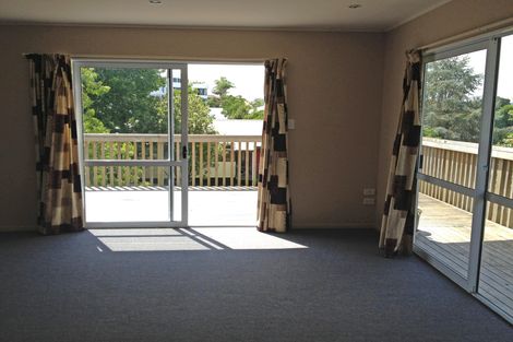 Photo of property in 13 Granfield Place, Te Kamo, Whangarei, 0112