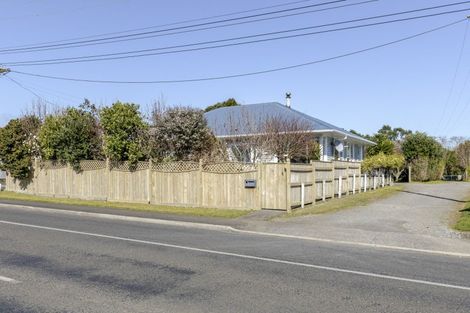 Photo of property in 14 Carthew Street, Okato, 4335