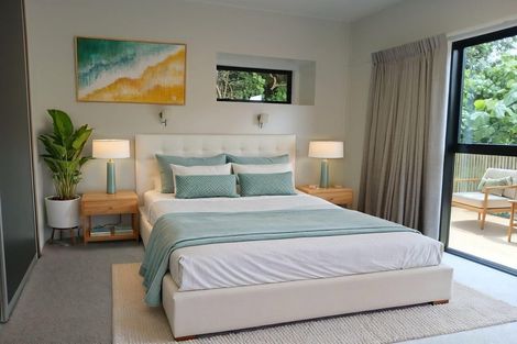 Photo of property in 76 Ranui Crescent, Khandallah, Wellington, 6035