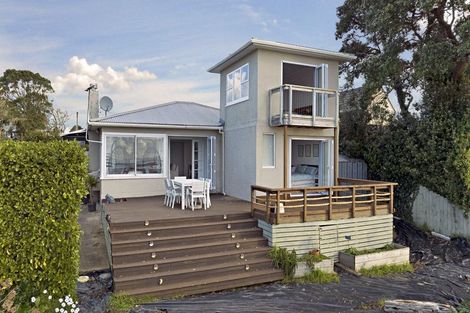 Photo of property in 15 Torkar Road, Clarks Beach, 2122