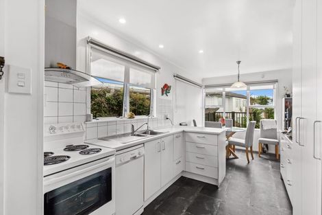 Photo of property in 199 Don Buck Road, Massey, Auckland, 0614