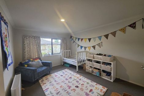 Photo of property in 15 Popata Close, Papamoa Beach, Papamoa, 3118