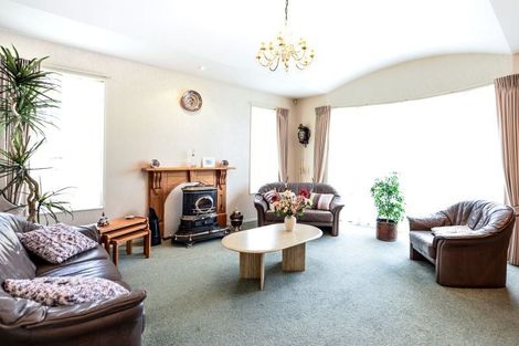 Photo of property in 49 Greenfield Drive, Western Heights, Hamilton, 3200