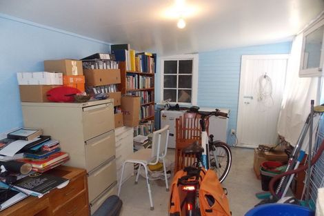 Photo of property in 24 Nuku Street, Tangimoana, 4822