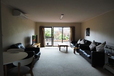 Photo of property in 2/76 Wellington Street, Howick, Auckland, 2014