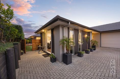 Photo of property in 11 Canoe Lane, Riverhead, 0820