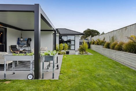 Photo of property in 2 Atea Place, Hawera, 4610