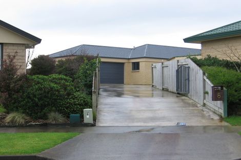 Photo of property in 8 Logan Way, Kelvin Grove, Palmerston North, 4414