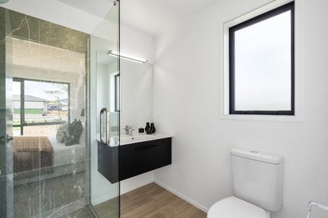 Photo of property in 102 Wairau Drive, Tikipunga, Whangarei, 0112