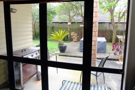 Photo of property in 404a East Tamaki Road, East Tamaki, Auckland, 2013