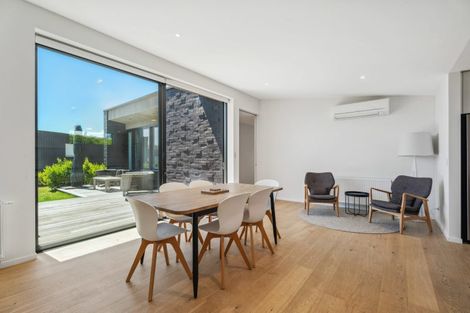 Photo of property in 28 Stackbrae Avenue, Wanaka, 9305