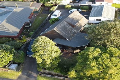 Photo of property in 4 Hadley Wood Drive, Wattle Downs, Auckland, 2103