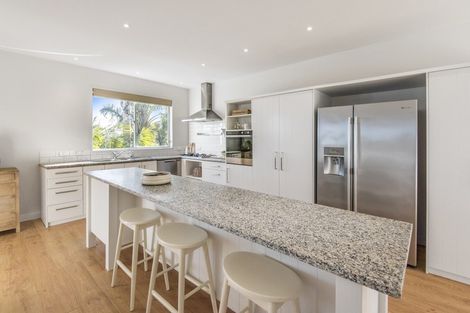 Photo of property in 7 Maleme Avenue, Belmont, Auckland, 0622