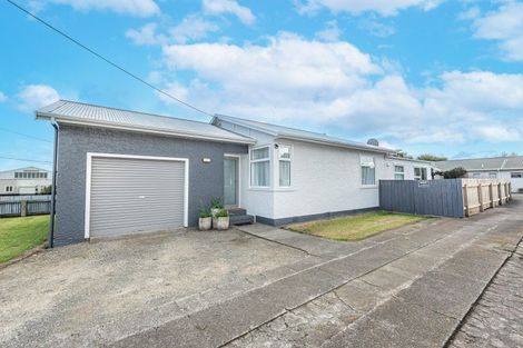 Photo of property in 290 Heads Road, Gonville, Whanganui, 4501