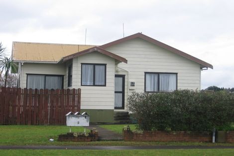 Photo of property in 3/8 West Street, Papakura, 2110
