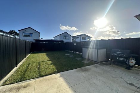 Photo of property in 6 Castletown Street, Wallaceville, Upper Hutt, 5018