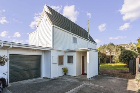 Photo of property in 208b Manly Street, Paraparaumu Beach, Paraparaumu, 5032