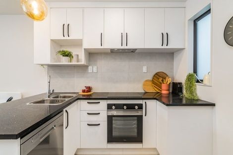 Photo of property in Rf202b, 20/18 Hewlett Road, Massey, Auckland, 0614
