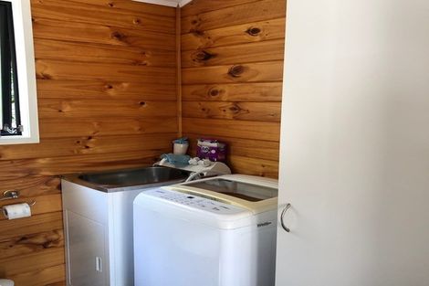 Photo of property in 42a Matipo Road, Mairangi Bay, Auckland, 0630