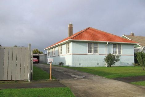 Photo of property in 3 Tyndall Street, Palmerston North, 4414