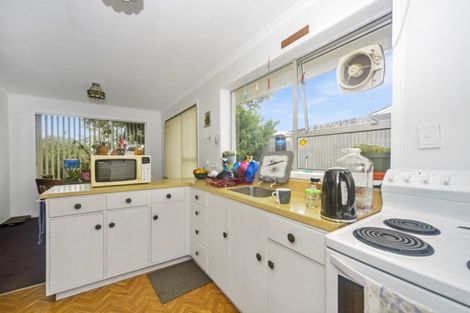 Photo of property in 8 Winiata Place, Otaki, 5512