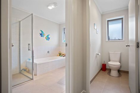 Photo of property in 2 Mccall Avenue, Pauanui, Hikuai, 3579