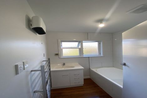 Photo of property in 22 Moana Road, Paraparaumu, 5032