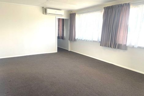 Photo of property in 49 Thatcher Street, Castlecliff, Whanganui, 4501