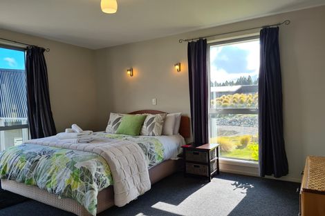 Photo of property in 3 Pollock Place, Lake Tekapo, 7999