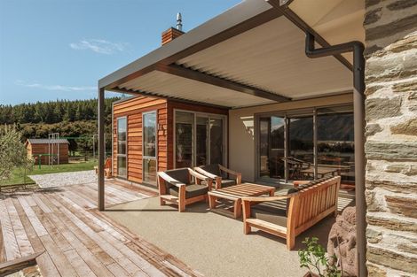 Photo of property in 9 Diamond Lane, Wanaka, 9305
