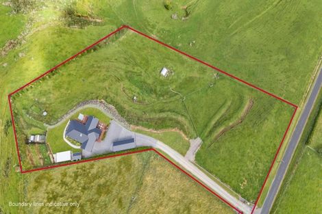 Photo of property in 956 Richmond Road, Lepperton, New Plymouth, 4373