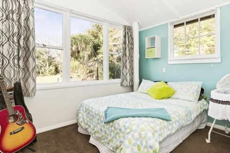 Photo of property in 18a Wade Place, Welcome Bay, Tauranga, 3175