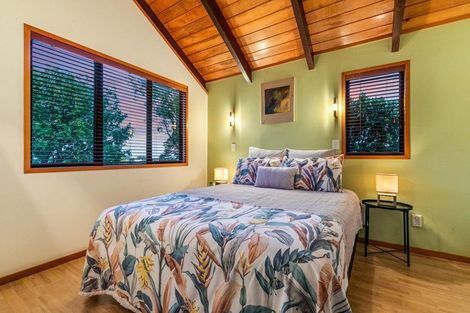 Photo of property in 106 Kowhai Road, Campbells Bay, Auckland, 0630