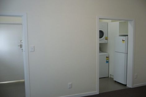 Photo of property in 4 Hawker Street, Mount Victoria, Wellington, 6011