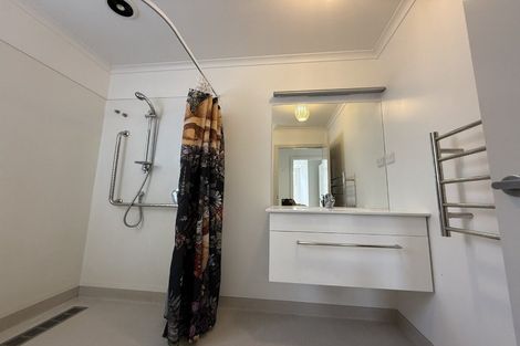 Photo of property in 41 Devon Street, Picton, 7220