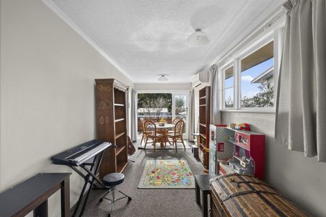 Photo of property in 61 Clawton Street, Westown, New Plymouth, 4310