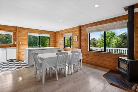 Photo of property in 178 Valley Road, Waimauku, 0881