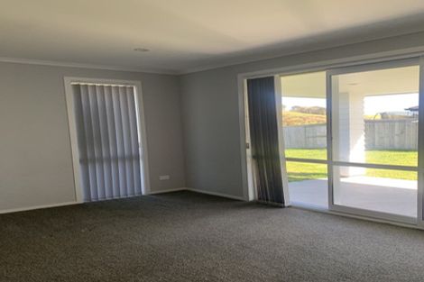 Photo of property in 17 Moira Close, Welcome Bay, Tauranga, 3175