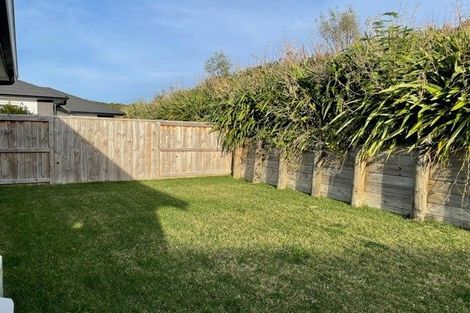 Photo of property in 51 Awataha Crescent, Pyes Pa, Tauranga, 3110