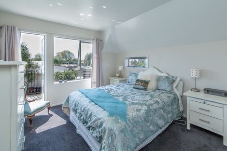 Photo of property in 1/14a Kruse Place, Redwood, Christchurch, 8051
