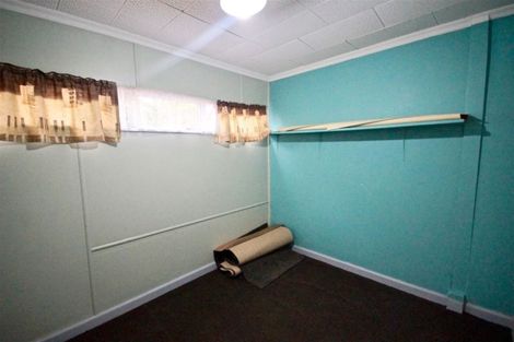 Photo of property in 7 Leslie Street, Waiau, 7332