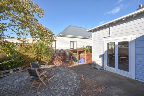 Photo of property in 25 Young Street, Saint Kilda, Dunedin, 9012