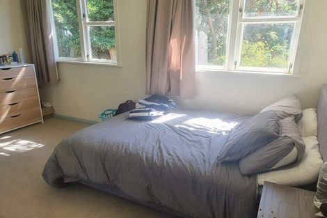 Photo of property in 37 Milne Terrace, Island Bay, Wellington, 6023