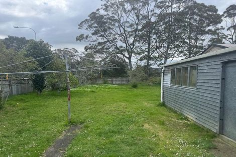 Photo of property in 85 Vodanovich Road, Te Atatu South, Auckland, 0610
