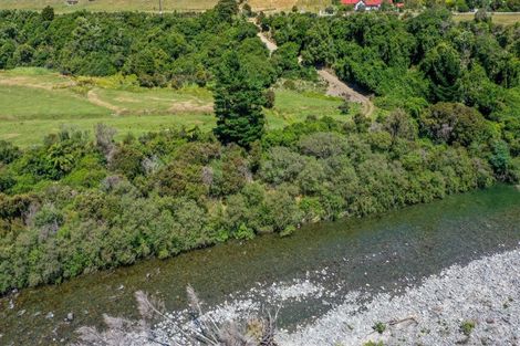 Photo of property in 2096 State Highway 2, Mount Bruce, Opaki, 5881