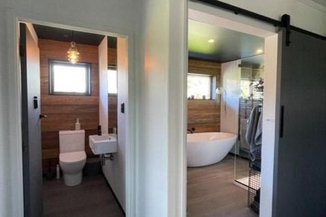 Photo of property in 33a Fitzroy Road, Fitzroy, New Plymouth, 4312