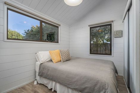 Photo of property in 114 Totara Place, Matarangi, Whitianga, 3592