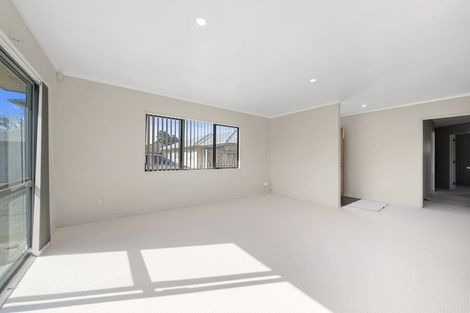 Photo of property in 1/25 Oratu Place, Manurewa, Auckland, 2102
