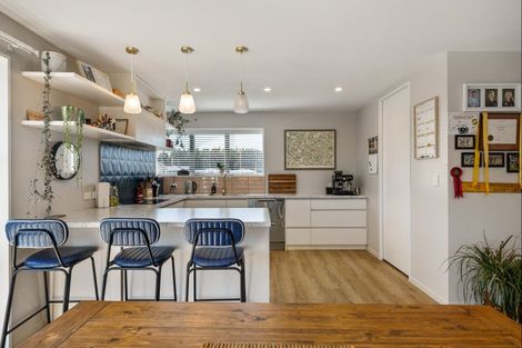 Photo of property in 9 Greenwood Place, Amberley, 7410