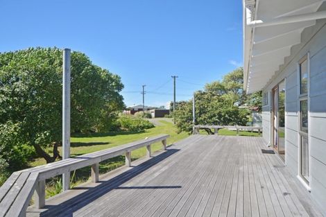 Photo of property in 52 Blue Pacific Parade, Riversdale Beach, Masterton, 5872